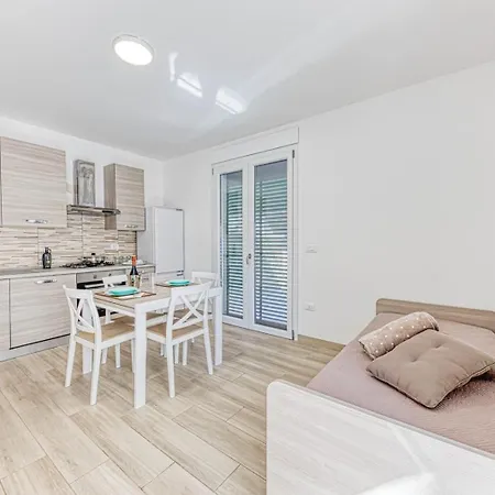 Casa Croce Bilocale Indipendente By Salento Com Prázdninový dům Torre Mozza
