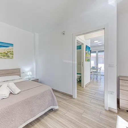 Casa Croce Bilocale Indipendente By Salento Com